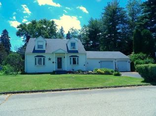 19 Weatherbee St, Warren, PA 16365