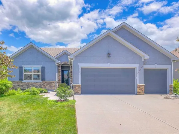 11237 S Race St, Olathe, KS 66061