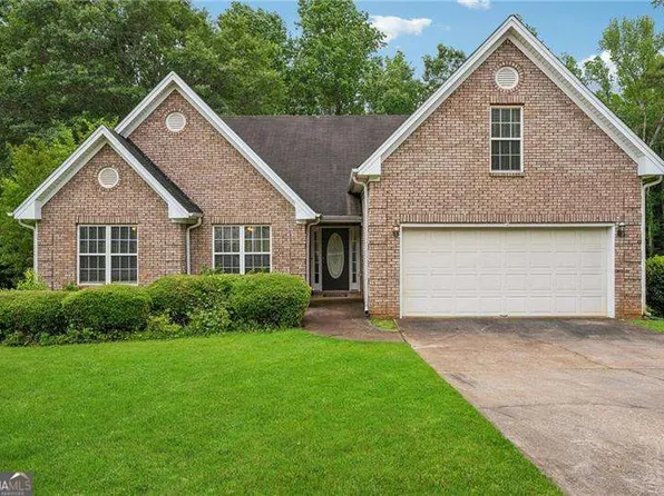 605 Pebble Blvd, Covington, GA 30016