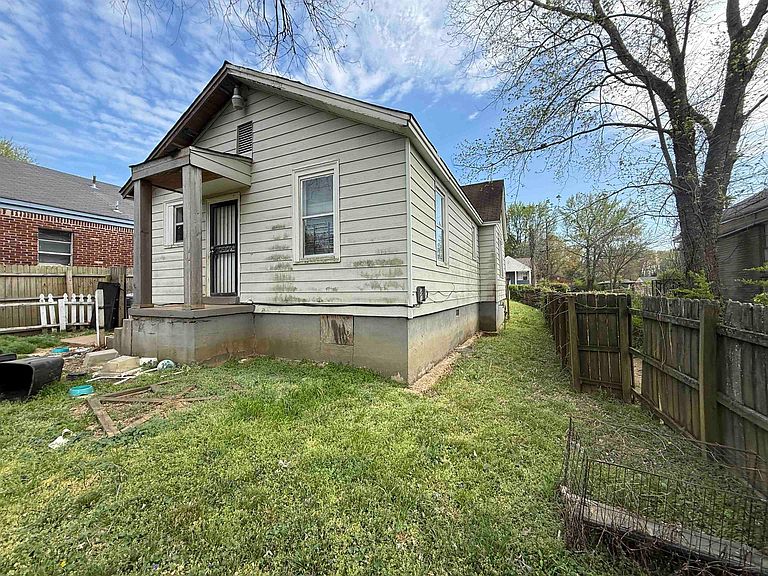 Listing photo 3