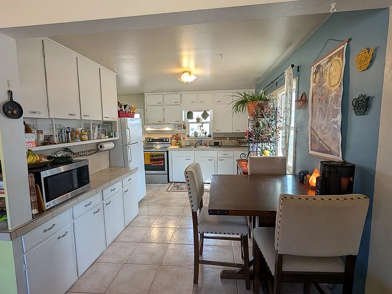 424 S Impala Dr — Photo 4