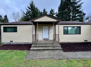 11854 3rd Ave S, Burien, WA 98168