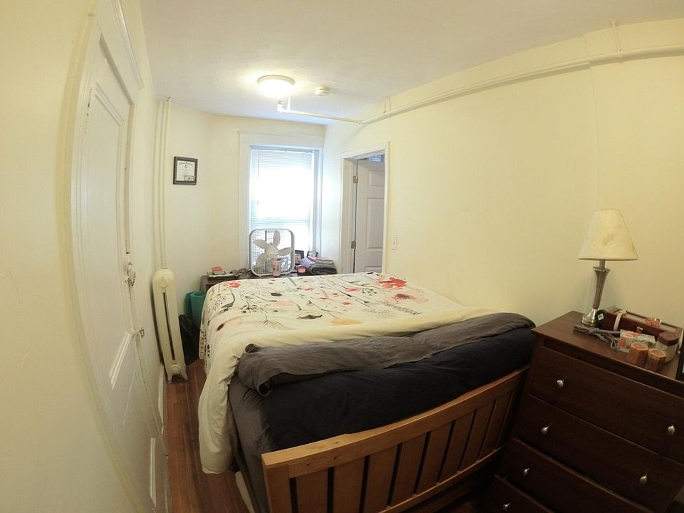 1st image of 1615 Commonwealth Ave #11A