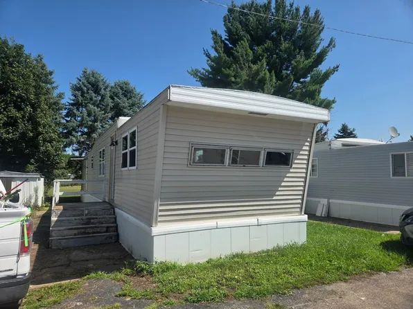 Maple City Mobile Home Park, 601 S Stewart St Trailer 29, Geneseo, IL 61254