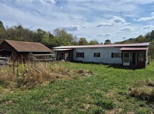 9256 Blossom Rd, Mechanicstown, OH 44651