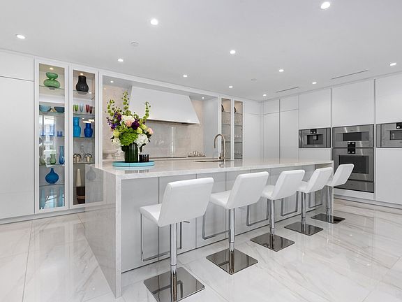 3rd image of 210 SE Mizner Boulevard #703