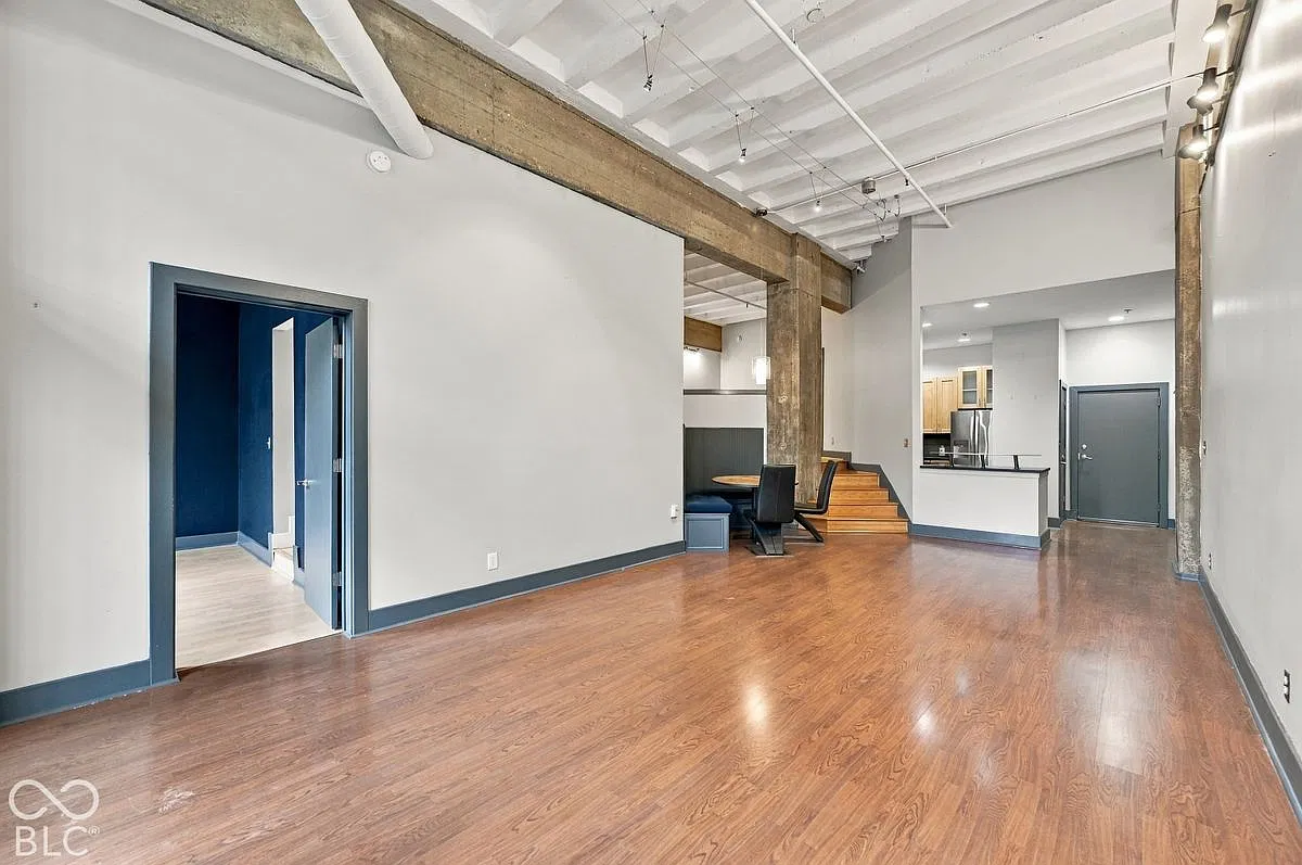 611 N Park Ave — Photo 3