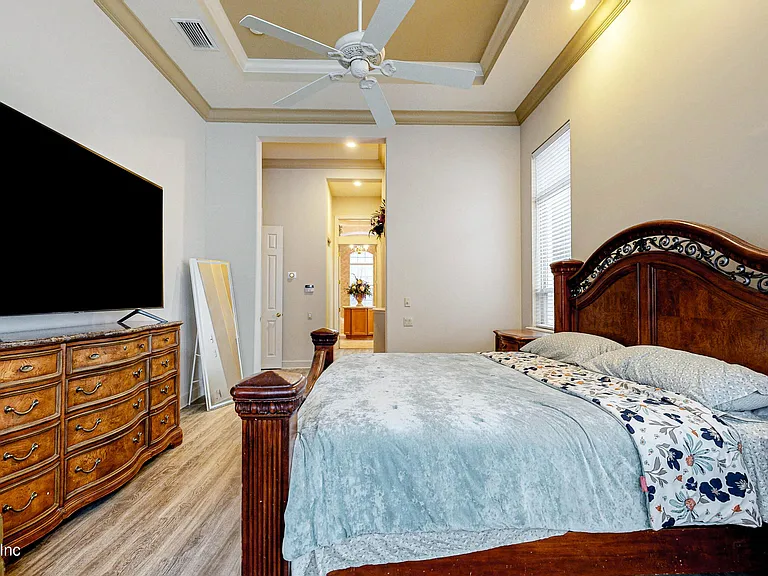 5549 Steamboat Rd — Photo 30