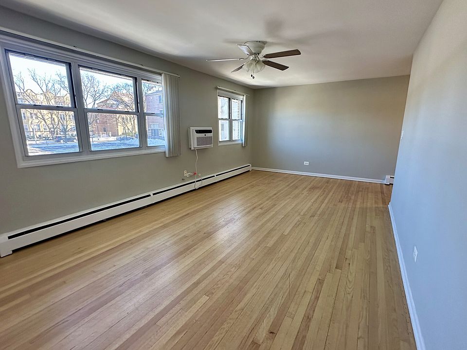 1st image of 2353 W Jarvis Ave APT 1G