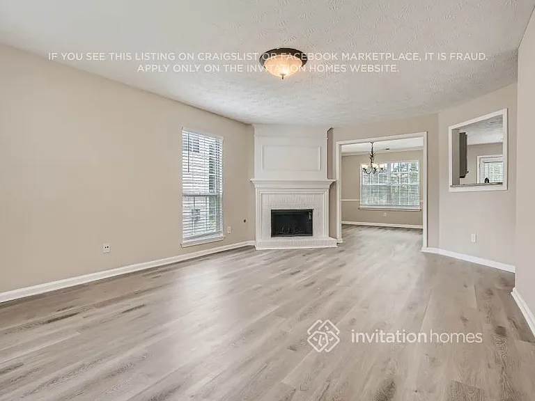 1210 Summerstone Trce — Photo 5