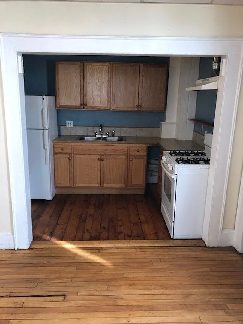 12 Gillman Street, LLC — Photo 2