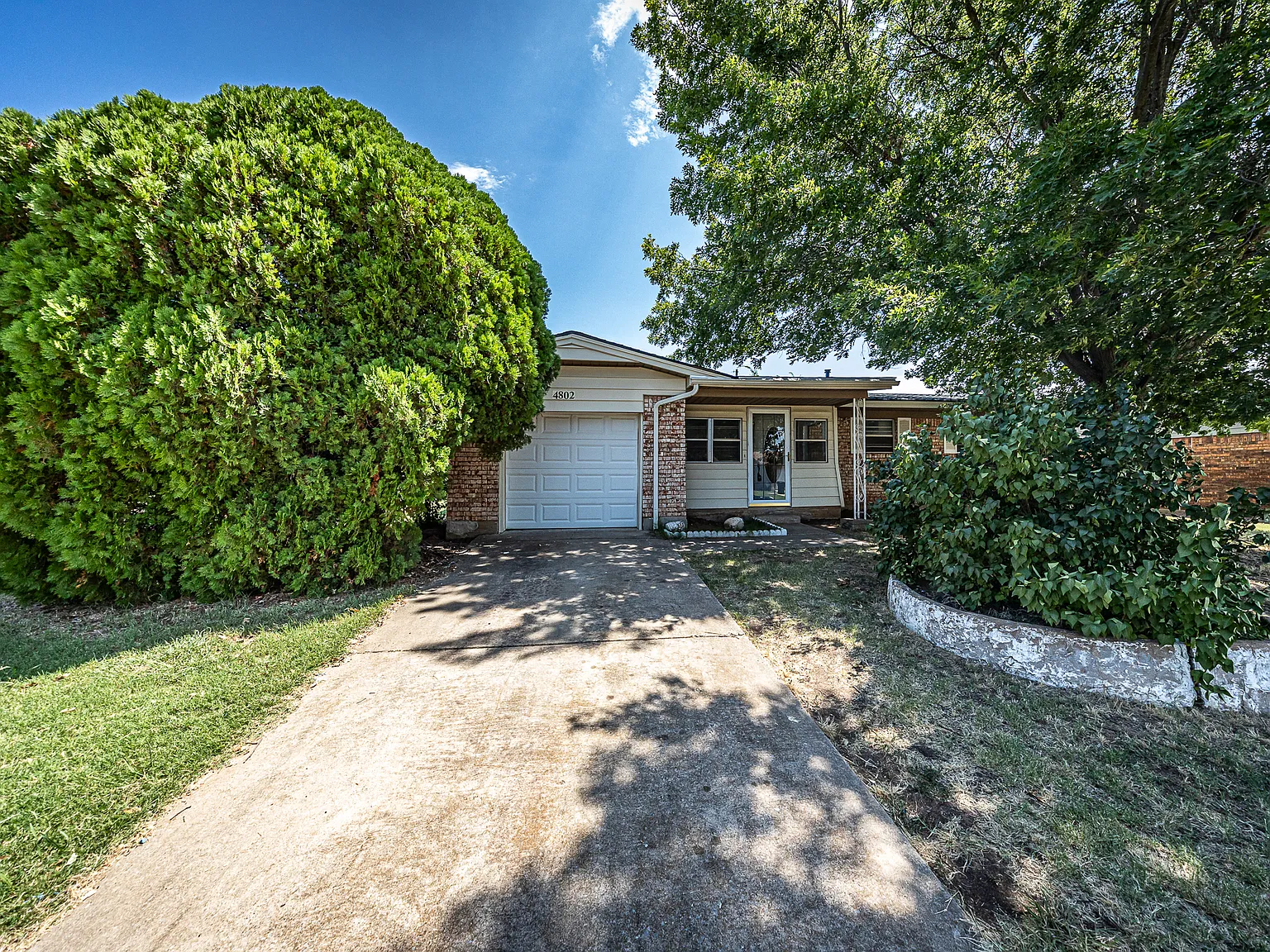 4802 SE Avalon Ave — Photo 2
