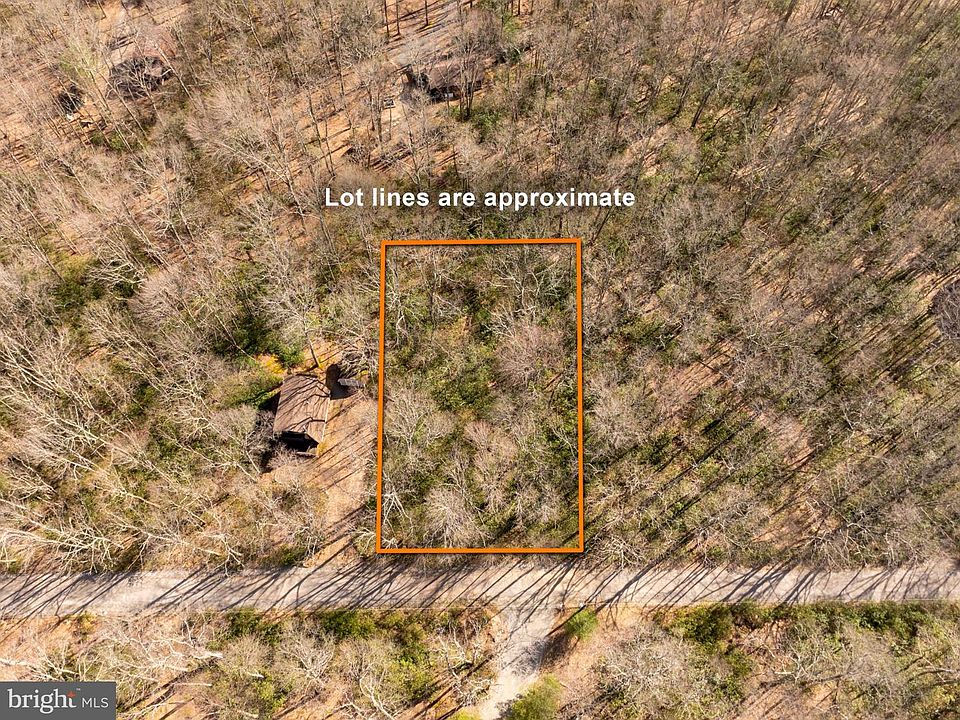 1st image of 27 Gobbler Run Rd