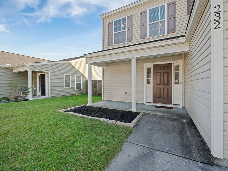 232 Coosawatchie St — Photo 5