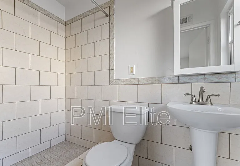 12660 Lazard St — Photo 9