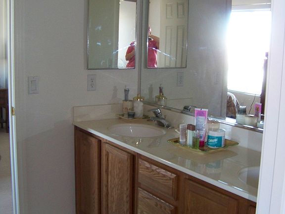 4th image of 10113 Foxtail Pine Ave
