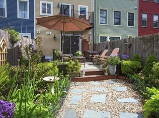 32 Russell St, Charlestown, MA 02129