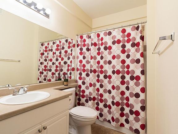 4th image of 1701 E Colter St Unit 203