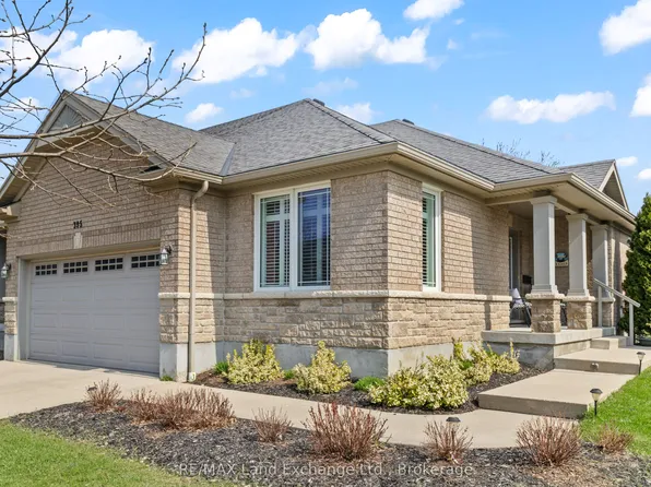 395 W Joseph St #8, Saugeen Shores, ON N0H 2C2