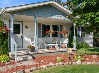 680 Cindy Ln, Cheboygan, MI 49721