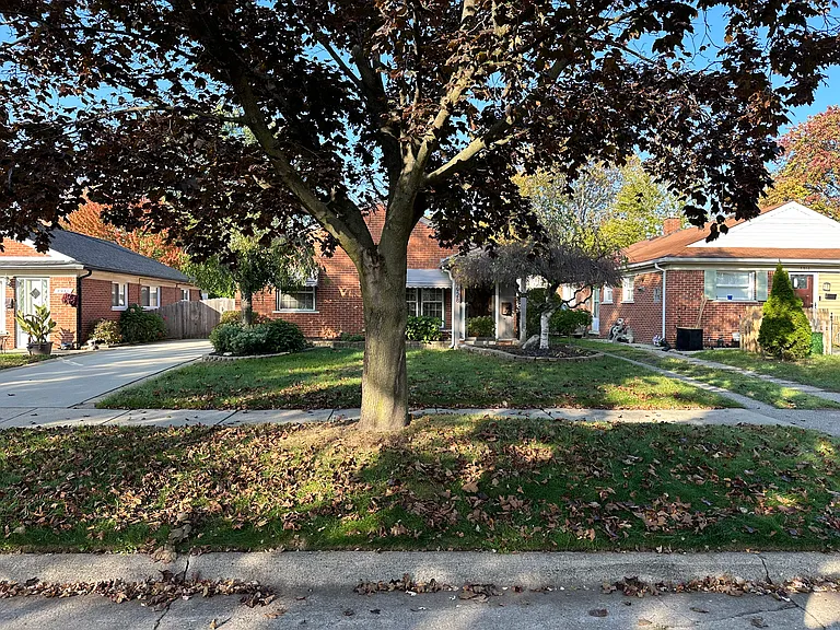 7928 Birch St — Photo 1