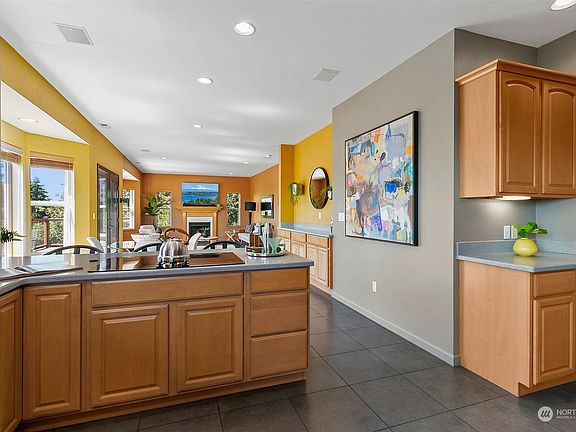 5th image of 5315 Monta Vista Drive E