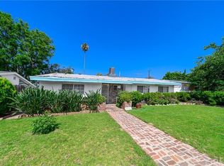 9535 Hayvenhurst Ave, North Hills, CA 91343