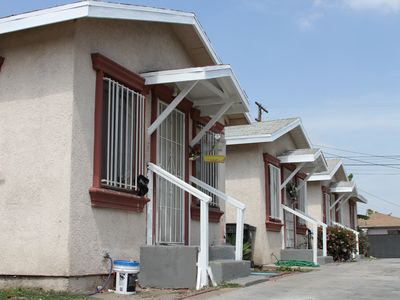 341 E 82nd St, Los Angeles, CA, 90003