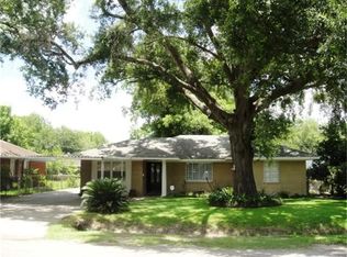 517 Wellington St, Houston, TX 77076