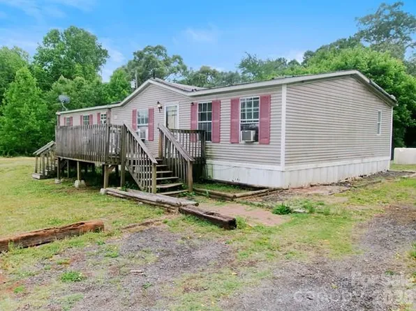 2153 Calla Ln, Kingstown, NC 28150