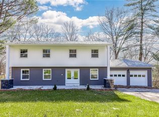 5887 Ropes Dr, Cincinnati, OH 45244