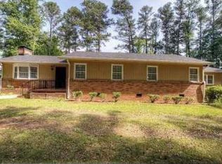 1495 S Deshon Rd, Lithonia, GA 30058