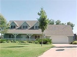 1849 Whitetail Rd, Decorah, IA 52101