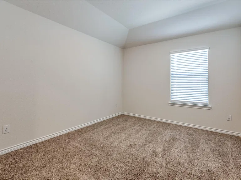 7221 Headingham Way — Photo 14