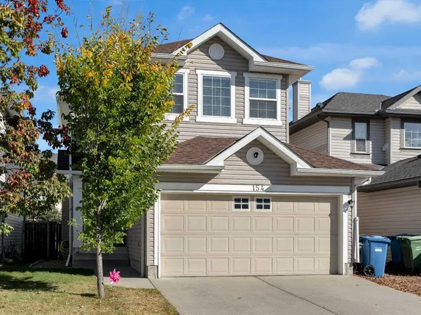154 W Bridlewood Ct SW, Calgary, AB T2Y 3Z1