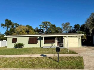27 Garnet Ave, Titusville, FL 32796
