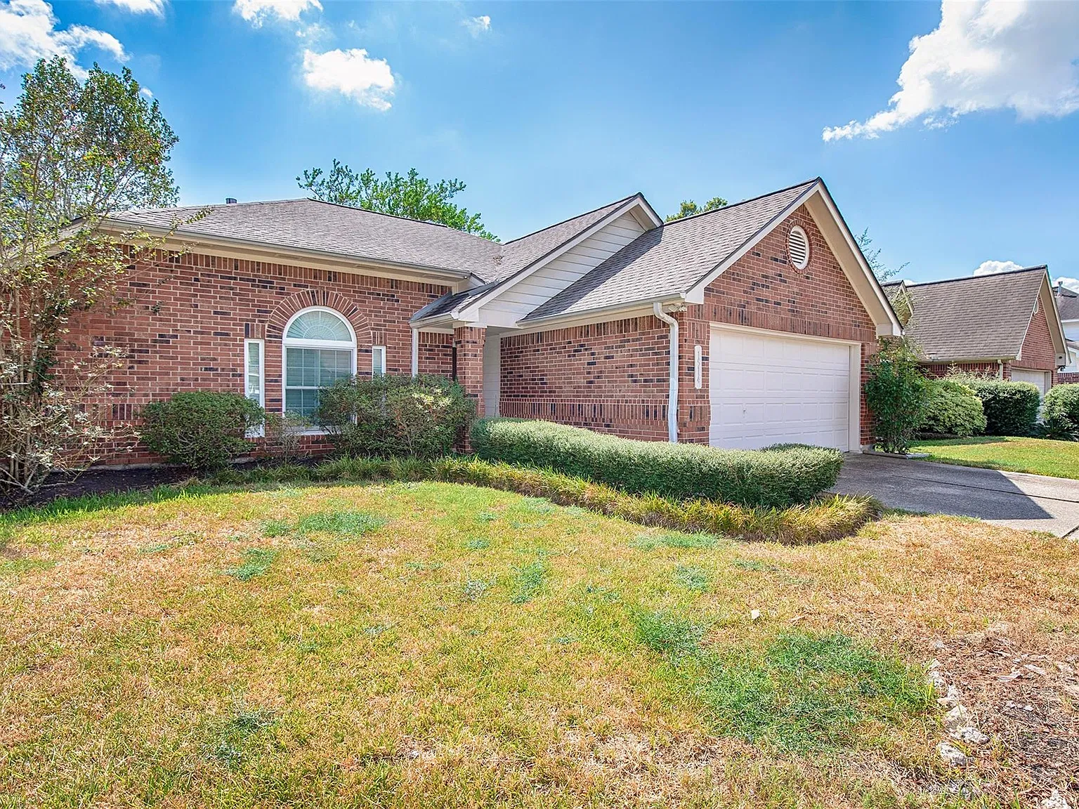 3 bed, 2.0 bath, 1512 sqft, $2,350 — Photo 2