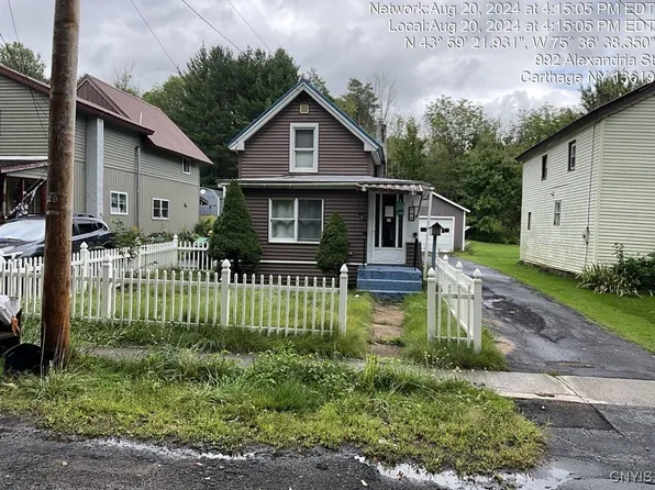 994 Alexandria St, Carthage, NY 13619