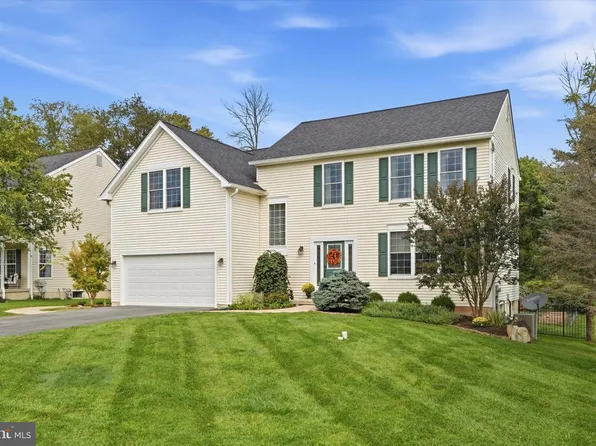 417 Greene Ln, Phoenixville, PA 19460