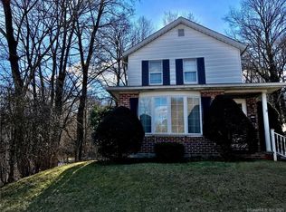 13 Milwaukee Ave, Bethel, CT 06801
