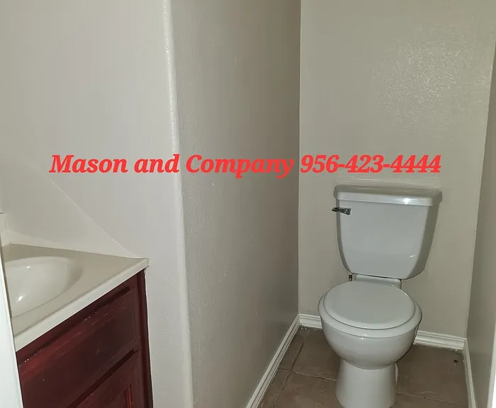 809 W Arroyo Park Ln #A — Photo 6