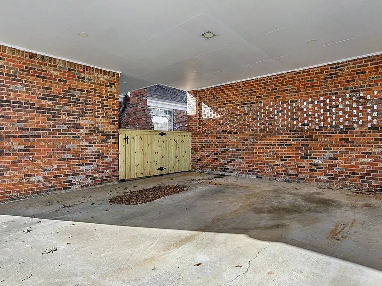 7126 Kings Castle Cv — Photo 29