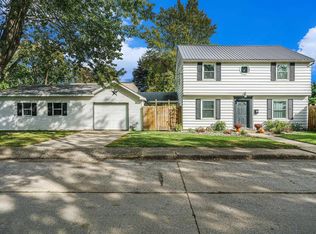 701 N Elm St, Nappanee, IN 46550