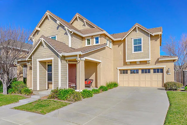 2105 Ulrich Pl photo 1