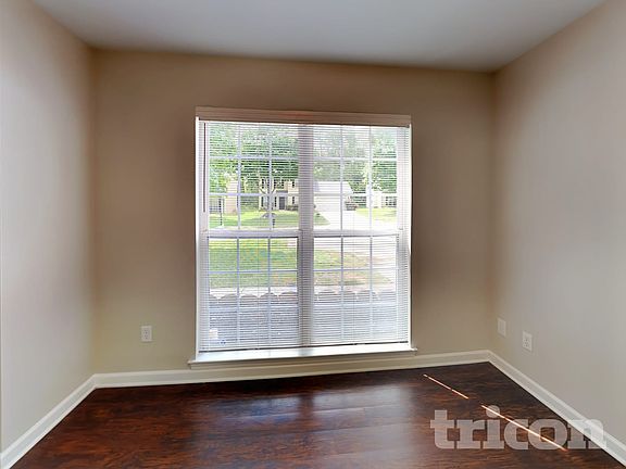 3rd image of 1626 Stoney Creek Ln