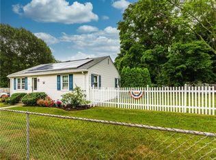 36 Jefferson St, Warwick, RI 02888