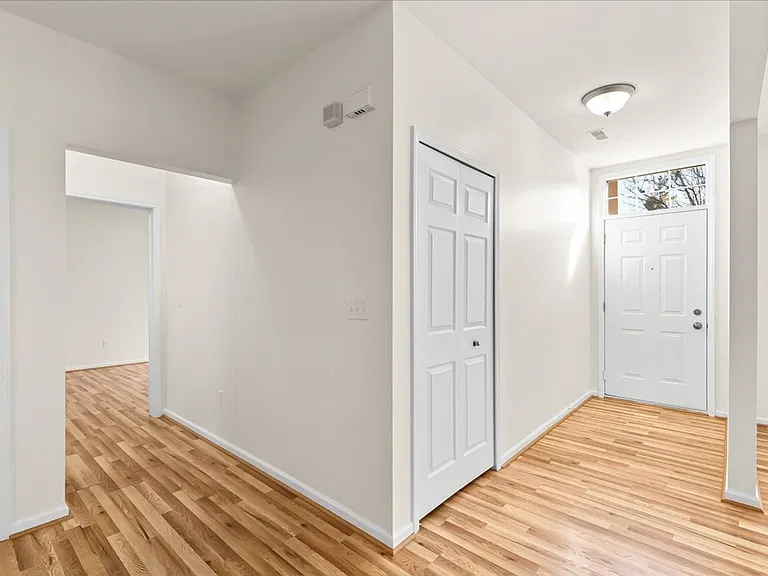 17104 Chesapeake Cir — Photo 7
