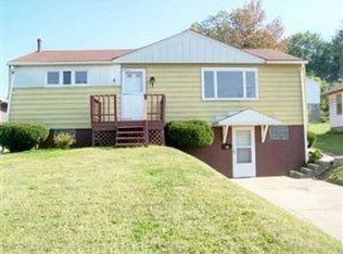 208 Penneman Ave, Elizabeth, PA