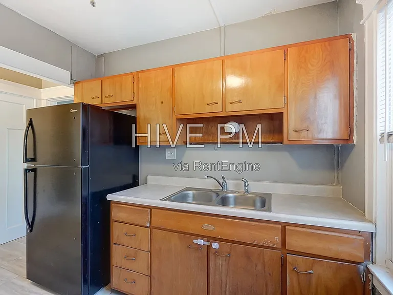 3636 Besuden Ct #2 — Photo 13