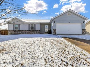 113 Hickory Trails Dr, Wright City, MO 63390